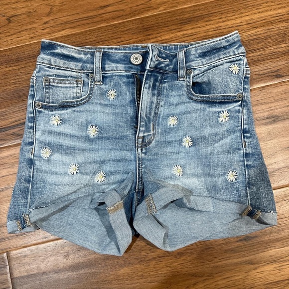 American Eagle Daisy Embroidered Denim Shorts - Picture 1 of 3